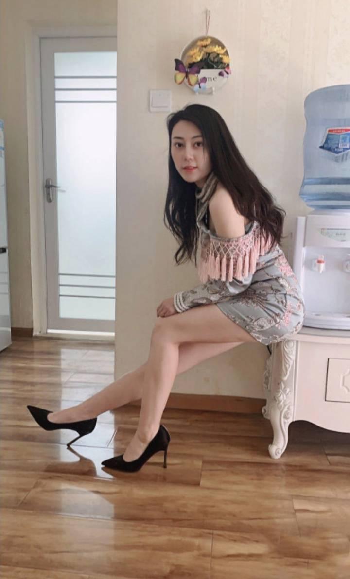 分享锦江区乖巧妹子