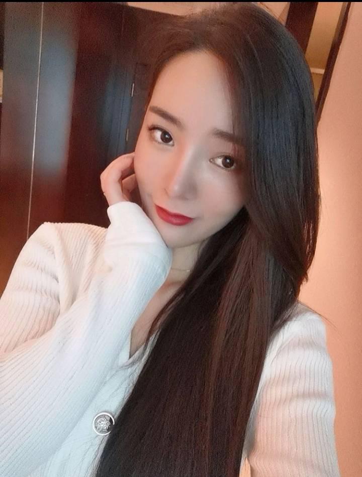 服务型的外围模特