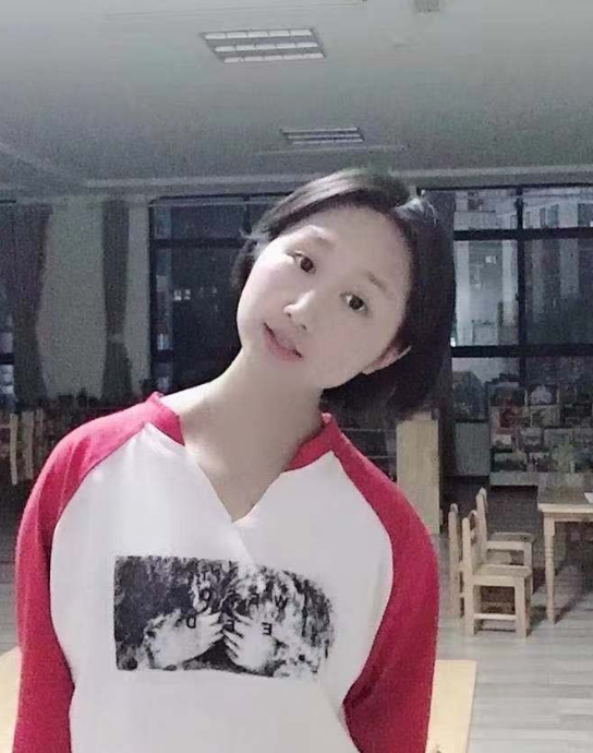 大饼脸米易小妹，胜在年轻