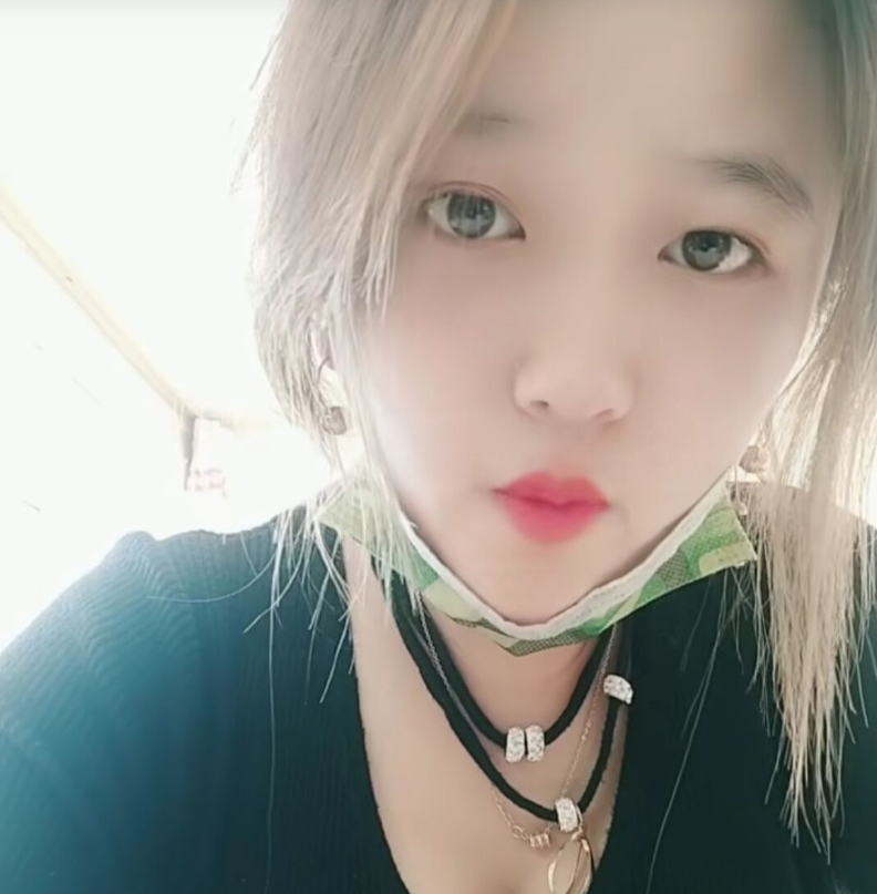 狼友亲身验证身材火爆妹子，分享给各位狼友