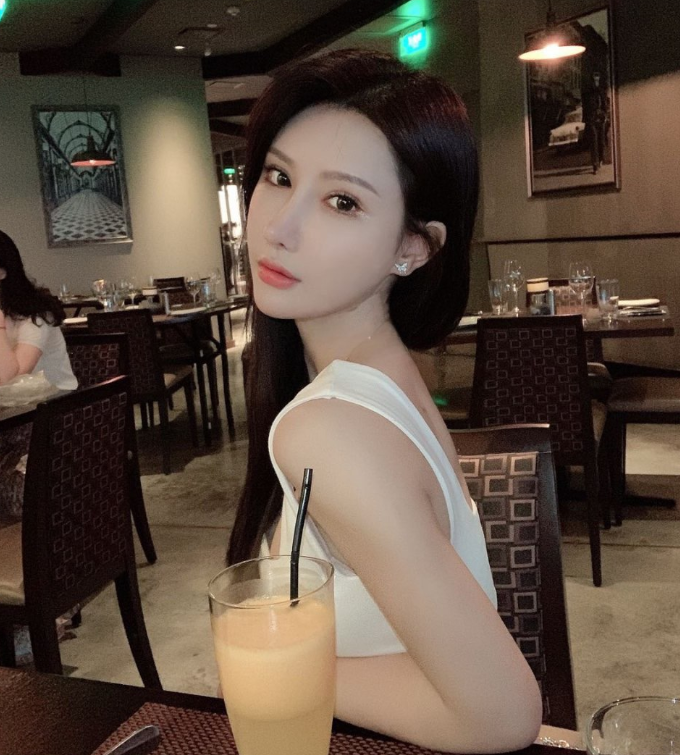 成都180大高个00后极品身材